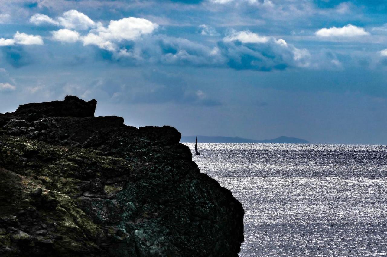 Pelagos Seafront Accommodation - Maria Myrties Bagian luar foto