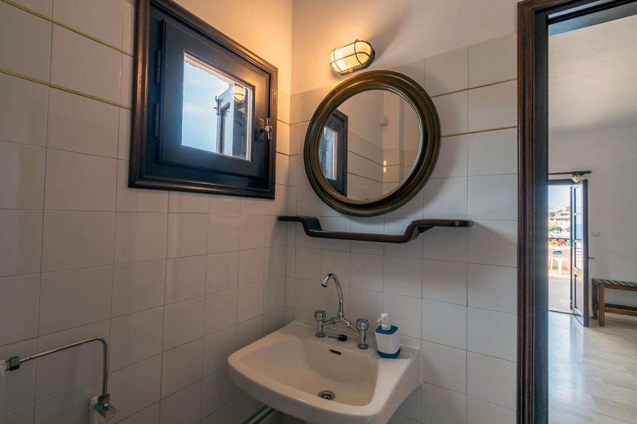 Pelagos Seafront Accommodation - Maria Myrties Bagian luar foto