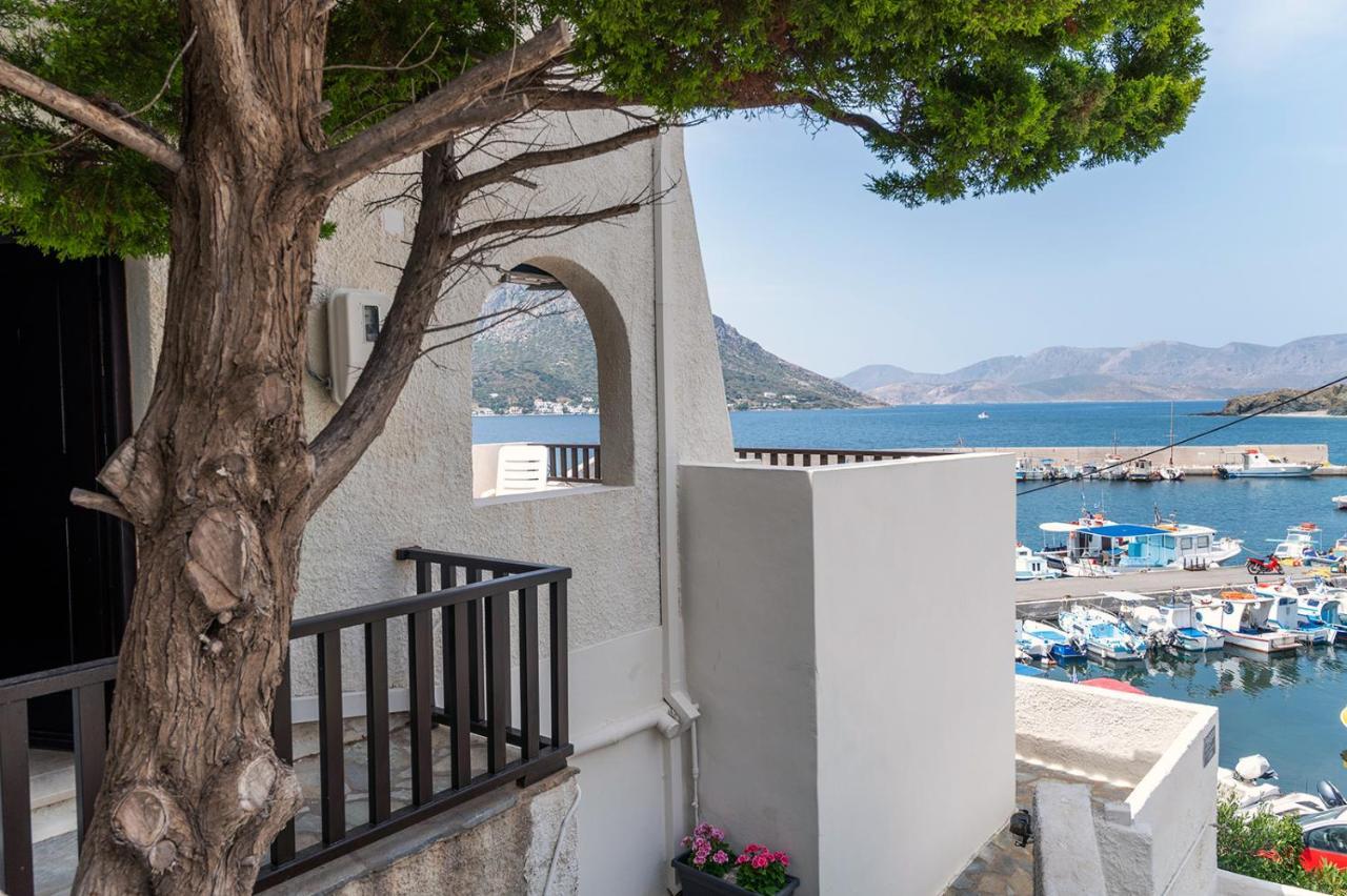 Pelagos Seafront Accommodation - Maria Myrties Bagian luar foto